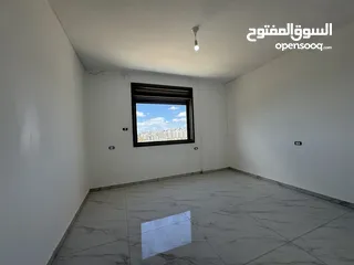  13 شقةً للبيع في بطن الهوى