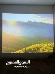  7 بروجكتور Hitachi شبه جديد