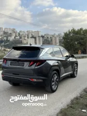  4 هونداي توسان هايبرد