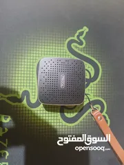  1 سماعه حجم صغير صوت عالي شحنه وحدة تقعد معك يوم يومين ولا غلطه جودة عالية وبتشغل مكالمات لحقققق