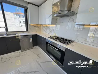  17 روف فاخر جديد لم يسكن تشطيبات عالية الجودة