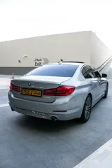  10 فرصه ذهبيه للبيع BMW 530i على السريع وبسعر مناسب جدا