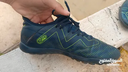  4 بوت بوما اندونيسي اصلي  بحالة جيدة مستعمل شهرين