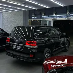  8 TOYOTA LAND CRUISER GXR GRAND TOURING 2019