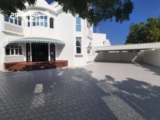  2 5 BR Well Maintained Villa for Sale – Shatti