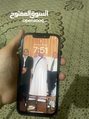  4 آيفون 12pro maxبحال الوكالة للتواصل على الواتس الرقم بل الوصف محطوط