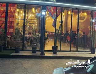  1 مطعم للبيع بعدة او بدون السابع خلف الملكية بسعر مغري بعدم التفرغ