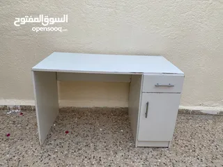  1 مكتب مستعمل