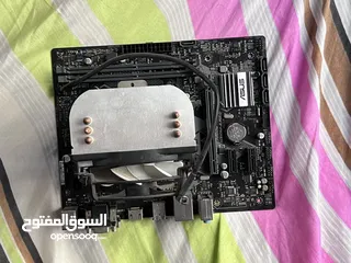  1 رامات ومعالج مع لوحة i7