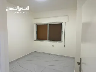  10 شقة فارغة - الجاردنز - 2نوم - قرب الخدمات - منطقة هادئة ومميزة
