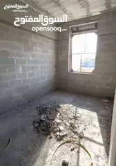  13 عمرات وعقرات