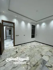  3 دار سكن درجة اولى  ركن موقع فول مميز في السيدية ع شارع 15.مساحة: 160م