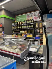  7 سوبرماركت للبيع