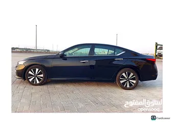  18 Nissan Altima 2022