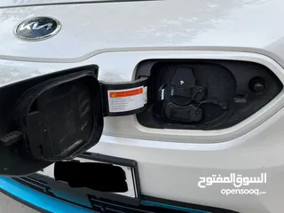  4 kia Niro electric 2020