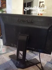  4 شاشتين للبيع LCD21بوصه  فيها جميع المداخل