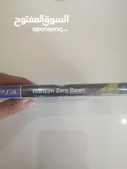  4 سي دي Horizon Zero Dawn مستعمل 1 شهر سبب البيع تم التختيم اللعبة شغالة ولا خدش