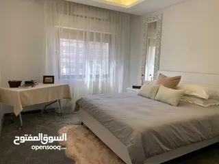  20 شقه مع روف من المالك مباشره بسعر مغري