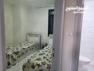  1 شقة مفروشة للايجار