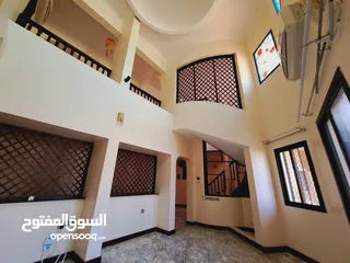  28 Modern & classic villa منزل في الحيل الشمالية بموقع ممتاز  لمحبين التسعينات بتصميم كلاسيك ومودرن