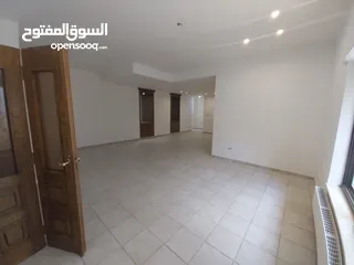  8 شقة غير مفروشة ( جزء من فيلا ) للإيجار ( Property 38486 ) سنوي فقط