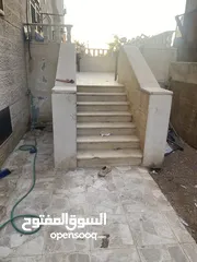  10 شقة للبيع.