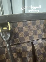  6 حقيبة لويس فيتون الاصلية   Louis Vuitton LV bag  فقط في الكويت only in kuwait