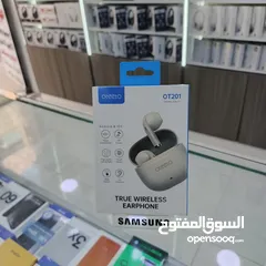  2 وفرنالكم سماعات oteeto الاصليه غنيه عن التعريف  بتشبك ع جميع الاجهزة تحكم تطش عزل صوت