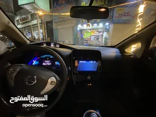  17 نيسان ليف SL بحالة ممتازة موديل 2014
