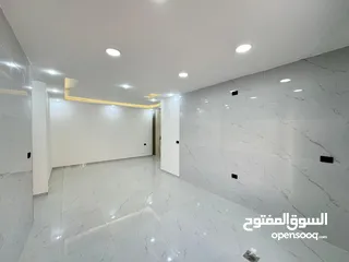  8 شقة ارضية دوبليكس فاخرة ومميزة للبيع