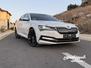  2 سكودا سوبير ب بلج ان هايبرد