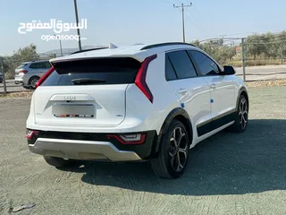 4 KIA NIRO 2023