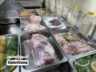  6 للبيع مطعم سوري متكامل في موقع مميز بعجمان