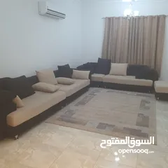  1 شقة مؤثثة مجهزة بالكامل ببوشر منطقة جامع الأمين للبيع