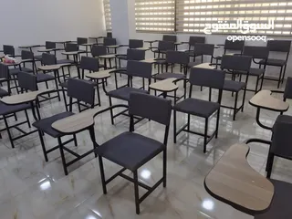  7 تفصيل كراسي محاضرات مع ركاية ودروج مدرسية. طاولات تركية