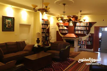  11 قصر فاخر مع خزان ماء كبير و أرض مطلة يصلح فندق ومطعم ومنتجع سياحي أو منزل لعظيم قرب التلفريك