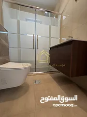  4 لم تسكن - تشطيبات فاخرة - طريق المطار - 4نوم - 230م - بإطلالــــه بانوراما - تستحق المشاهدة