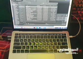  1 Macbook Pro 2020 16GB