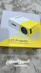  5 LED Projector لم يستخدم ولا مرة جديد