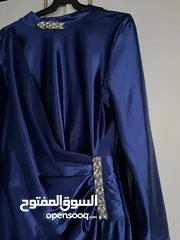  3 فستان أزرق ملبوس مره وحده فقطططط  قياس L (40) بسطللل عاللبس