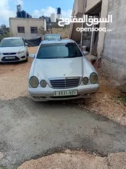  1 مرسيدس c220