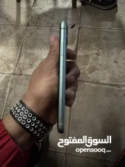  2 ايفون 11.  64G