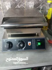  5 للبيع المعدات التالية   ماكنة سلاش وبوظة. ماكنة بوشار  ماكنة  وافل