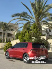  16 فولكسفاجن جولف Tsi