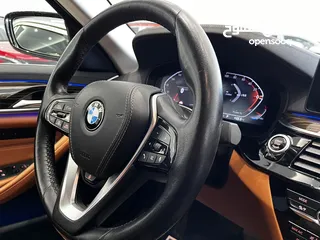  14 BMW 530i 2022 luxury line