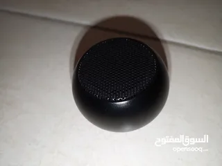  9 سماعه سبيكر صوت جدا عالي زائد شاحن 3 × 1 ثلاث مداخل شحن سريع زائد شاحن للسماعه وجهاز تخزين 32 gb