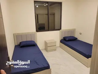  6 شقة مفروشة للإيجار