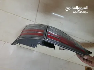  5 اضوية لكزس ct200 h  بحال الجديد وشانجان وتوسان