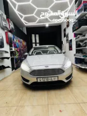  2 فورد فوكس 2015 للبيع التفاصيل موجودة كالمه علا الاعلان