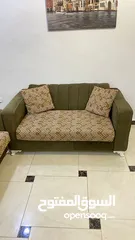  3 طقم كنب 7 مقاعد و طاولة تلفزيون و دورسوار بمراية